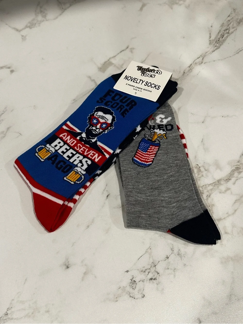 Twisted Toes Crew Socks Mens 8-13 NEW 2 Pair Abraham Lincoln Beers USA America
